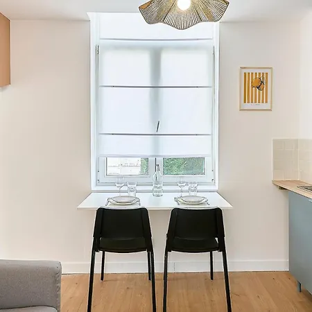 아파트 One-bedroom In The Heart Of Croix.